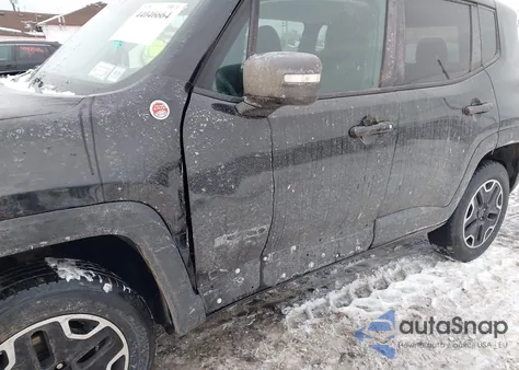 2016 Jeep Renegade Trailhawk z USA, uszkodzony, nr VIN ZACCJBCTXGPD51708
